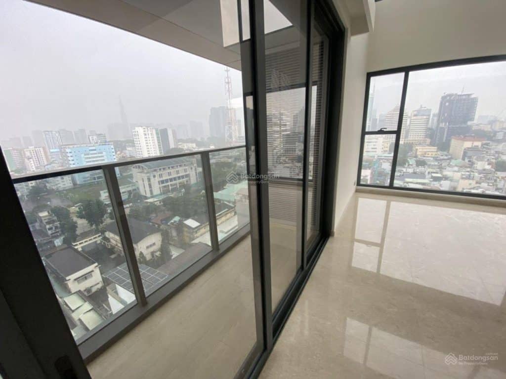 Bán căn 4PN Thang máy riêng trần cao tại The Marq – Nội thất cơ bản, tầng cao