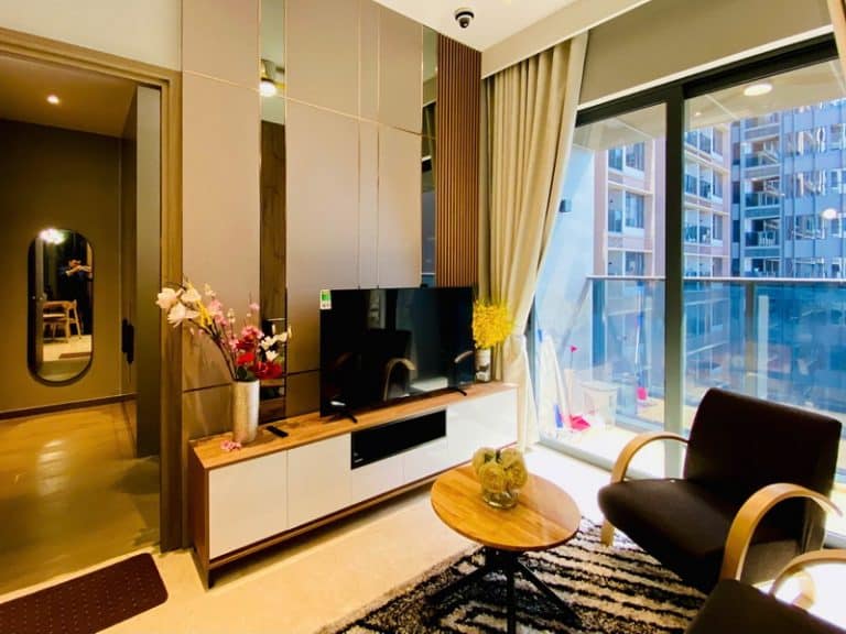 Bán căn hộ 1 phòng ngủ The Marq – Đầy đủ nội thất, tầng cao thoáng mát